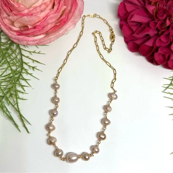 NEW⚜️Blush Freshwater Pearl Hand Linked Necklace - Picture 1 of 6